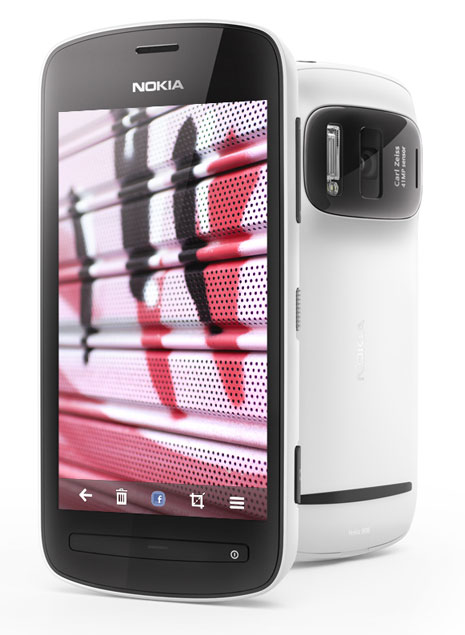Nokia 808 Pureview Smartphone