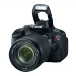 Canon EOS Rebel T4i lens flash